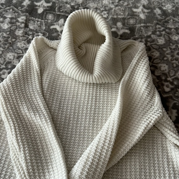 a new day, women’s size medium, cream colored, cowl-neck, tunic length, sweater - Picture 7 of 7